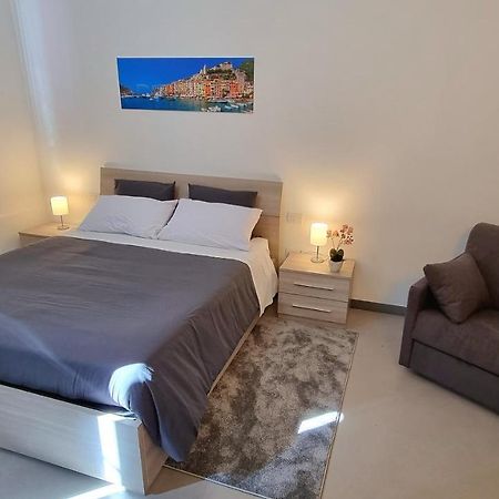 Byron Rooms Специя Экстерьер фото