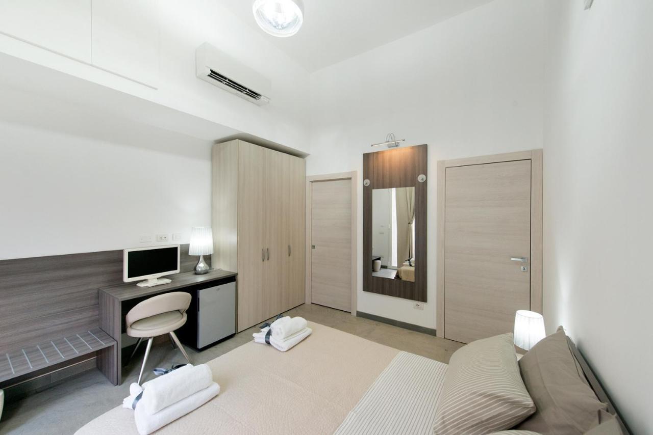 Byron Rooms Специя Экстерьер фото