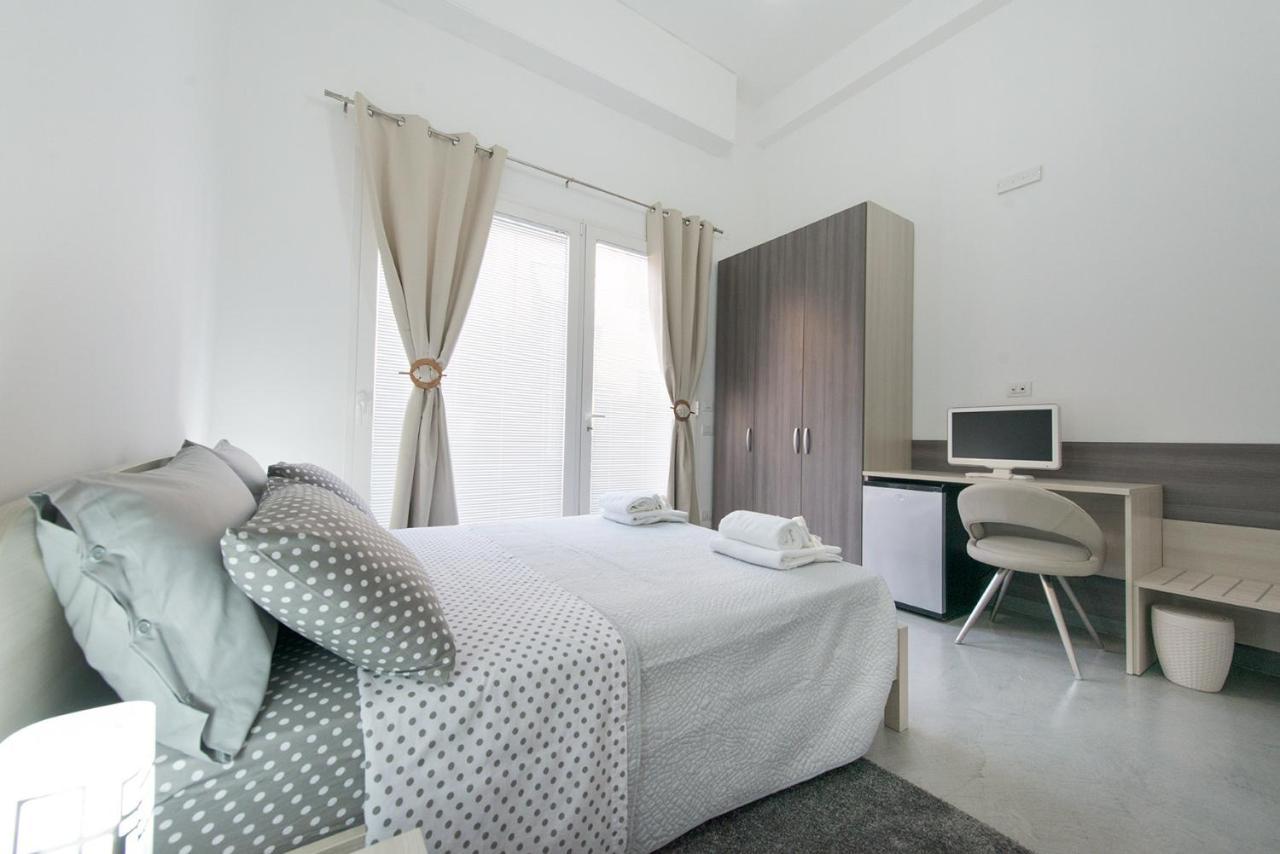 Byron Rooms Специя Экстерьер фото