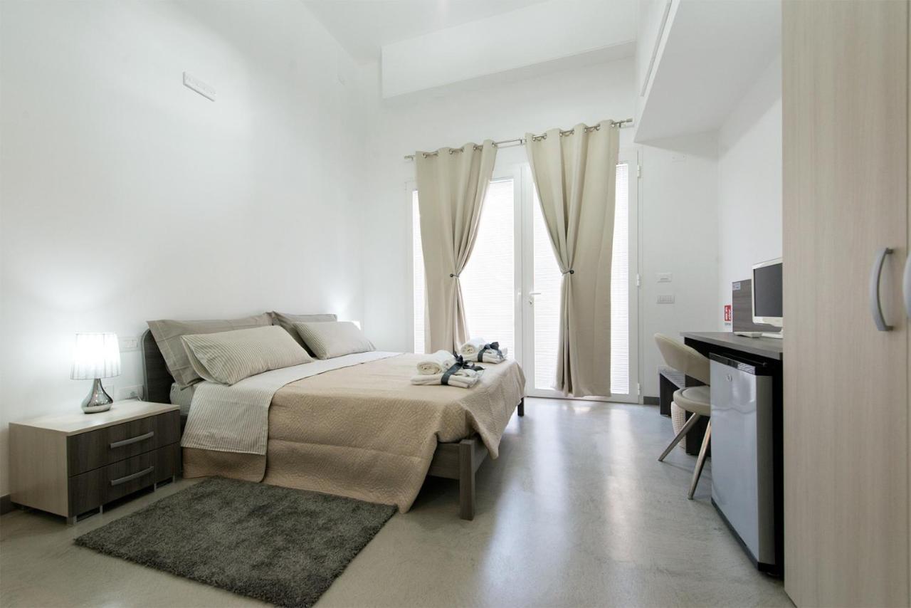 Byron Rooms Специя Экстерьер фото