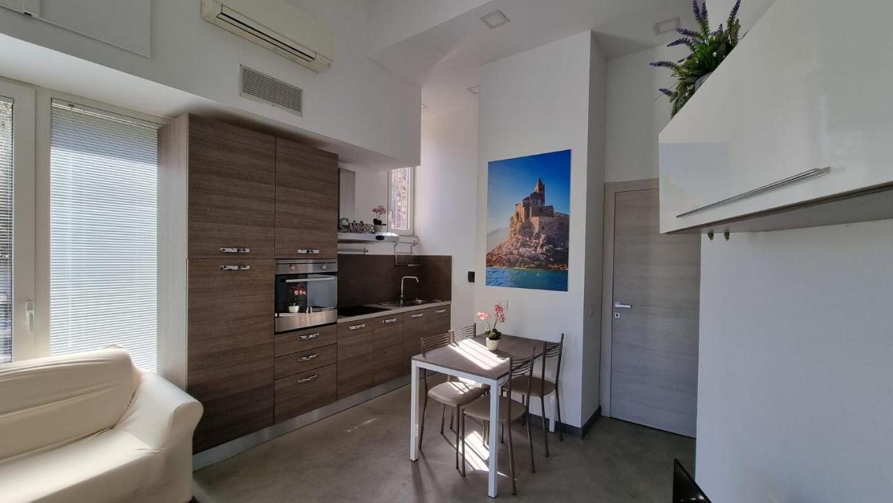 Byron Rooms Специя Экстерьер фото