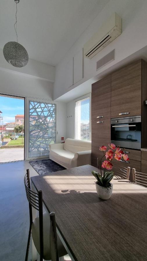 Byron Rooms Специя Экстерьер фото